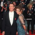Jean-Claude Van Damme et sa femme Gladys en 2000 lors de la projection de Mission to Mars