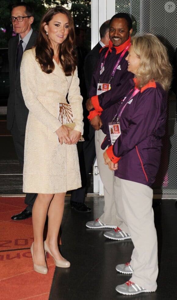 Kate Middleton lors d'une réception au stade olympique en marge de la cérémonie d'ouverture des Jeux paralympiques le 29 août 2012 à Londres.