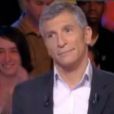 Un candidat surpris en plein copiage dans  Tout le monde veut prendre sa place , sur France 2.