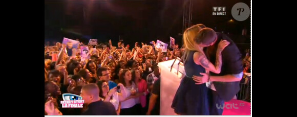 Julien et Fanny, complices, lors de la grande finale de Secret Story 6, vendredi 7 septembre 2012 sur TF1