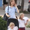 La réalisatrice Sofia Copopla et ses filles Romy, 2 ans, et Cosima, 5 ans et demi, à New York le 7 septembre 2012