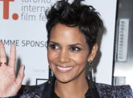 Halle Berry sublime et coquine, entourée des charmants Hugh Grant et Tom Hanks