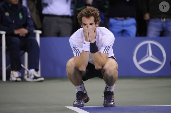 Andy Murray n'a pu retenir ses larmes après s'être imposé en finale de l'US Open face à Novak Djokovic (7-6 (12-10), 7-5, 2-6, 3-6, 6-2) le 10 septembre 2012 à New York