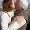 Thierry et Annie s'embrassent dans la montgolfière le lundi 10 septembre 2012 sur M6 dans L'amour est dans le pré 7