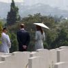 Le prince William et son épouse Kate se sont rendus au Kranji War Memorial pour rendre hommage aux soldats du Commonwealth disparus durant les conflits lors de leur dernier jour passé à Singapour, le 13 septembre 2012