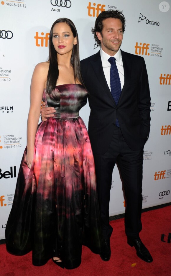 Jennifer Lawrence et Bradley Cooper lors de l'avant-première au festival de Toronto du film Silver Linings Playbook - 8 septembre 2012