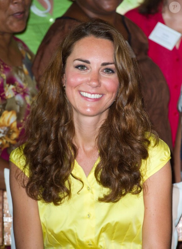Kate Middleton lors de la visite d'un village culturel à Honiara dans les Iles Salomon le 17 septembre 2012
