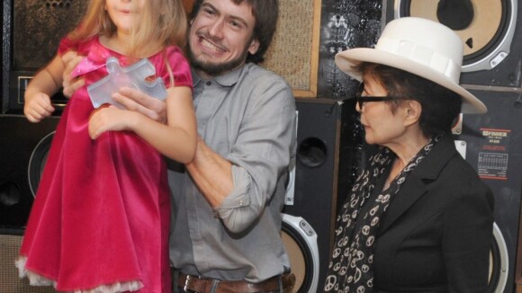 Pussy Riot : Yoko Ono honore leur combat et se montre déterminée