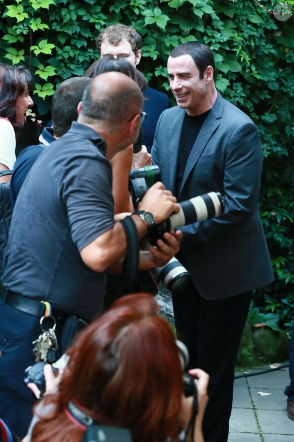 John Travolta à Rome pour présenter le film Savages, le 25 septembre 2012.