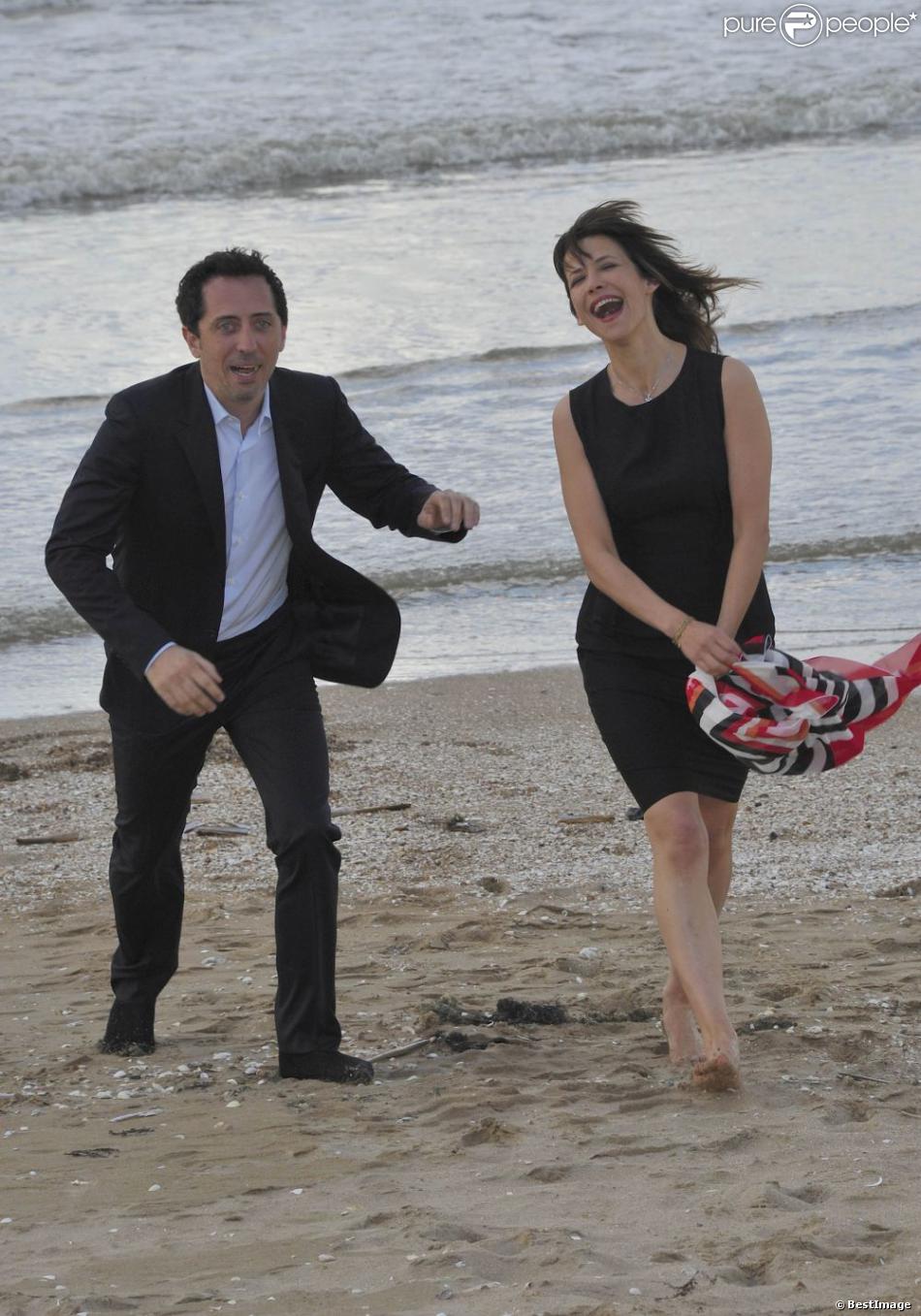 Gad Elmaleh et Sophie Marceau en juin 2012 à Cabourg Purepeople Gad Elmaleh et Sophie Marceau en juin 2012 à Cabourg Purepeople
