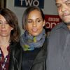 Alicia Keys quitte les studios BBC à Manchester, le 25 septembre 2012