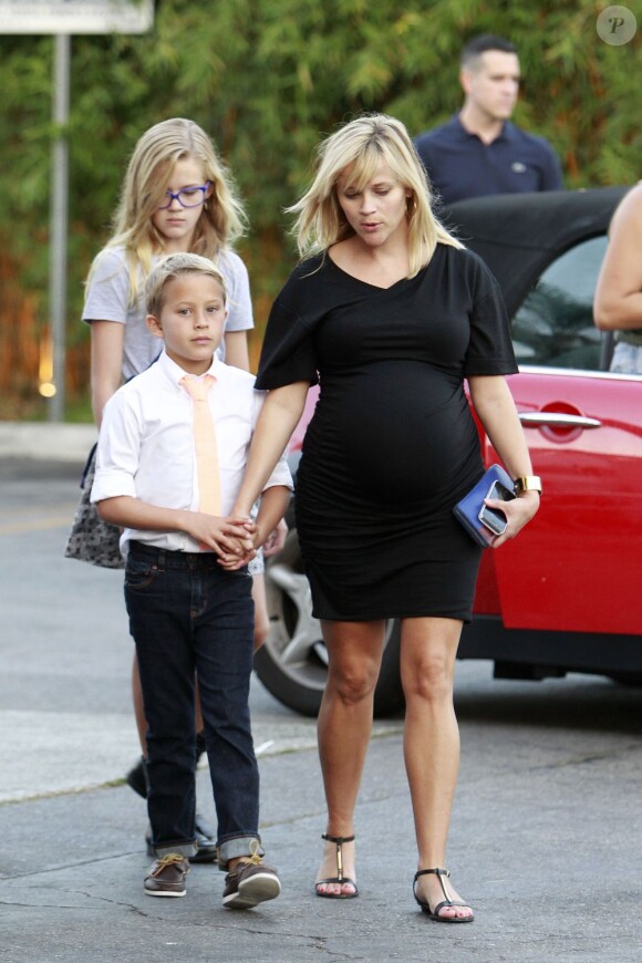 Reese Witherspoon et ses enfants, Ava et Deacon. Eté 2012 à Los Angeles