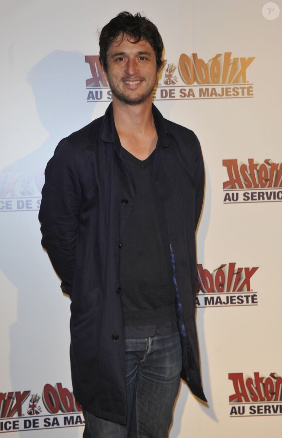 Jérémie Elkaïm à l'avant-première du film Astérix et Obélix : Au service de sa Majesté à Paris, le 30 septembre 2012.