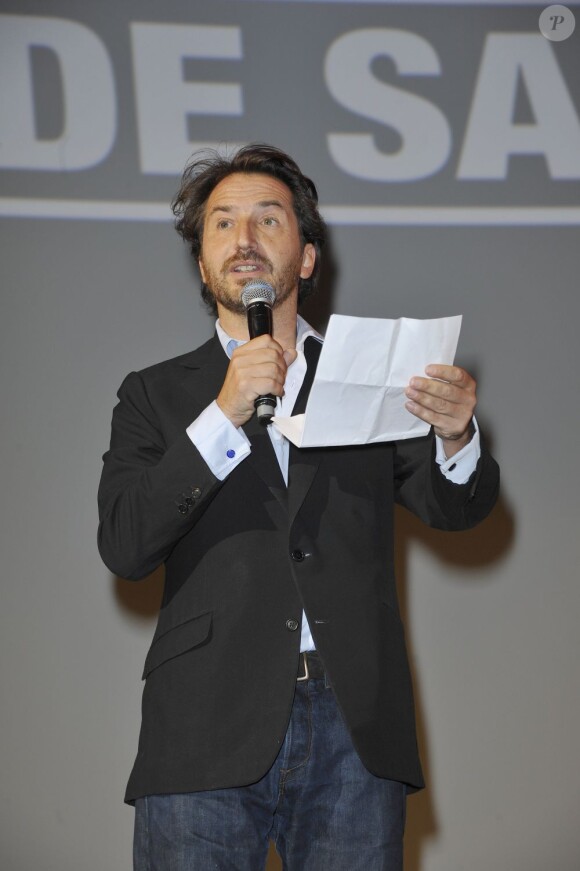 Edouard Baer à l'avant-première du film Astérix et Obélix : Au service de sa Majesté à Paris, le 30 septembre 2012.