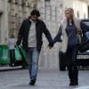 Adriana Karembeu et son amoureux André Ohanian dans les rues de Paris le 24 septembre 2012.