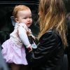 Jessica Alba, maman exemplaire dans les rues de New York le 4 octobre 2012