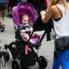L'adorable Haven a fait le show dans les rues de New York avec sa maman Jessica Alba. Le 4 octobre 2012 à New York