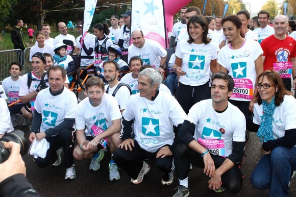 Philippe Doux, Aïda Touihri, Xavier de Moulins, Raymond Domenech et Estelle Denis lors de la 10e édition de de la course Odyssea au profit de de la lutte contre le cancer du sein au château de Vincennes le 7 Octobre 2012