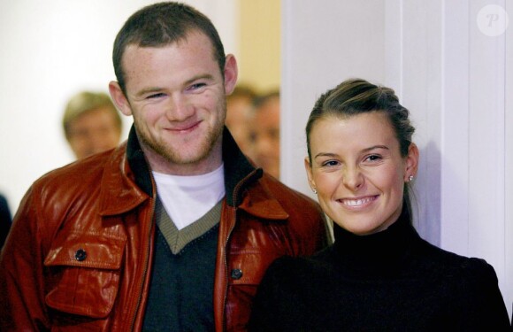 Wayne Rooney et son épouse Coleen le 4 décembre 2006 lors d'une visite dans un hôpital de Liverpool