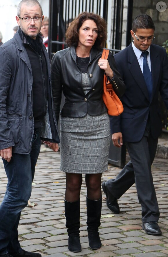 Elizabeth Bourgine lors des funérailles du réalisateur Claude Pinoteau à Montmartre à Paris le 11 octobre 2012
