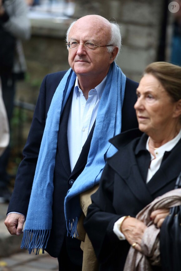 Vladimir Cosma lors des funérailles du réalisateur Claude Pinoteau à Montmartre à Paris le 11 octobre 2012