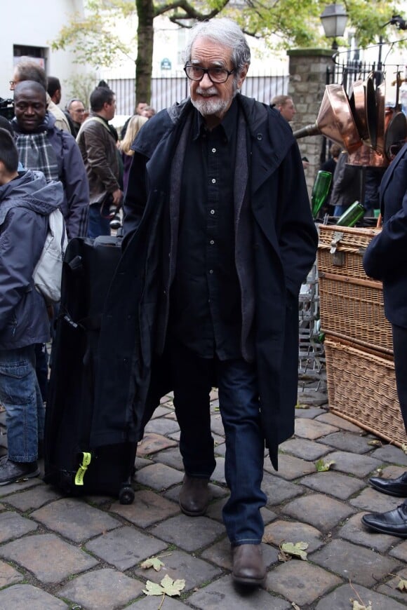Edouard Molinaro lors des funérailles du réalisateur Claude Pinoteau à Montmartre à Paris le 11 octobre 2012