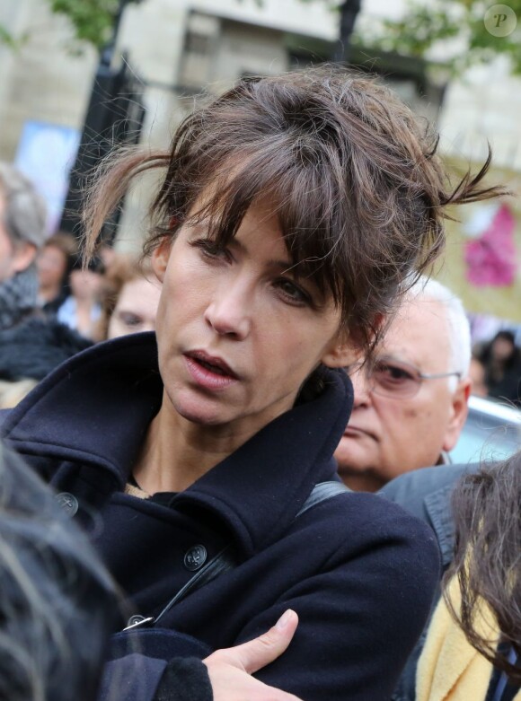 Sophie Marceau lors des funérailles du réalisateur Claude Pinoteau à Paris le 11 octobre 2012