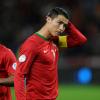Cristiano Ronaldo dépité lors de sa centième sélection avec le Portugal lors du match face à l'Irlande du Nord le mardi 16 octobre 2012 à Porto (1-1) dans le cadre des qualifications à la coupe du monde 2014 au Brésil
