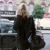 Kate Moss et sa fille Lila sont allées chercher des DVD au magasin de location à Londres le 23 octobre 2012