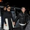 Jennifer Lopez et Casper Smart quittent leur hôtel à Londres le 23 octobre 2012.