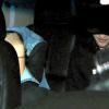 Robert Pattinson et Kristen Stewart se cachent lorsqu'ils sortent ensemble de la fête d'anniversaire de leur amie Katy Perry à Los Angeles le 25 octobre 2012