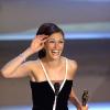 Julia Roberts reçoit un Oscar pour son rôle dans Erin Brockovich en 2001