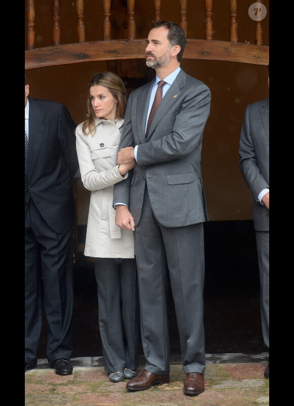 Letizia et Felipe d'Espagne visitent le village de Bueno aux Asturies, nommé village exemplaire, le 27 octobre 2012
