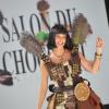 Erika Moulet lors du défilé qui lance le Salon du chocolat à la Porte de Versailles le 30 octobre 2012 à Paris