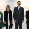 La princesse Letizia et le prince Felipe d'Espagne présidaient le 31 octobre 2012 à l'auditorium Rafael del Pino de Madrid la cérémonie de remise des Prix Seres 2012 encourageant la responsabilité sociale des entreprises.