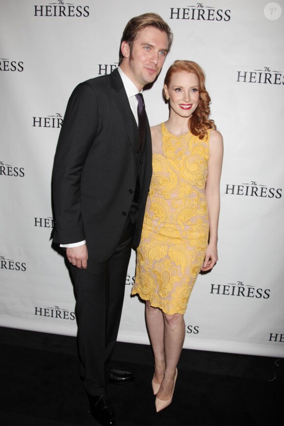 Dan Stevens et Jessica Chastain, les deux rôles principaux de la pièce The Heiress à New York, le 1er novembre 2012.