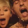Miley Cyrus dans le clip Decisions featuring Borgore - novembre 2012.