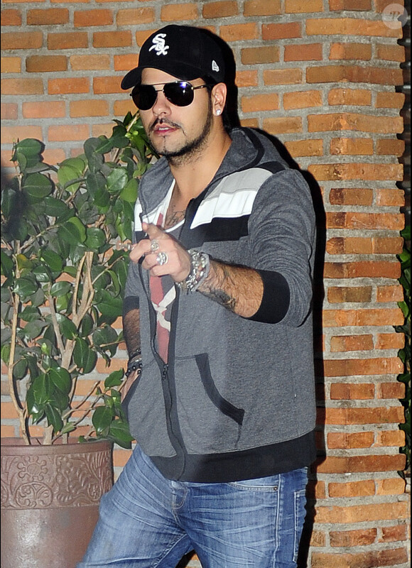 Exclusif - Eduardo Cruz se rendant au restaurant à Madrid le 30 octobre 2012.