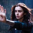Lily Collins dans le teen-movie  The Mortal Instruments .