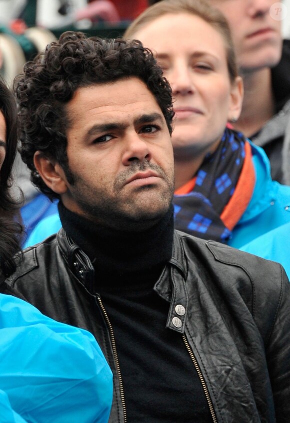 Jamel Debbouze présent et motivé pour l'opération Poussettes vides au profil de l'Unicef à Paris dans les jardins du Trocadéro le 18 novembre 2012