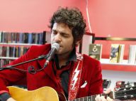 Matthieu Chedid chante sa grand-mère Andrée Chedid une dernière fois