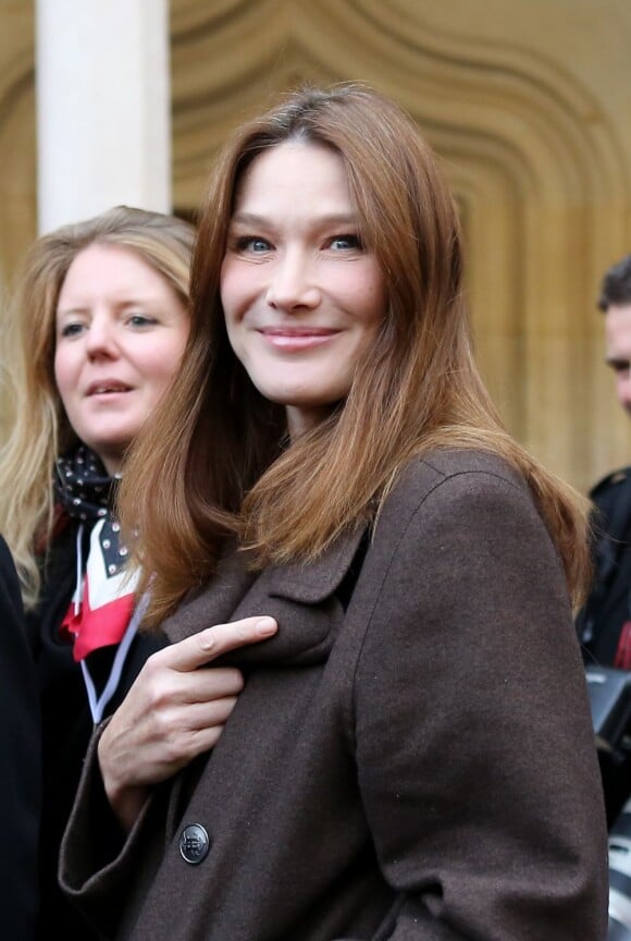 Carla Bruni-Sarkozy lors de la 152e vente aux enchères des Vins des Hospices de Beaune. Beaune, le 18 novembre 2012.