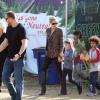Heidi Klum, auprès de son petit ami Martin Kirsten, emmène ses enfants Lou, Leni, Johan et Henry dans un marché de Noël à Beverly Hills, le 25 novembre 2012.