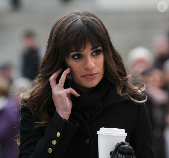 Lea Michele sur le tournage de la série Glee à New York. Le 18 novembre 2012.
