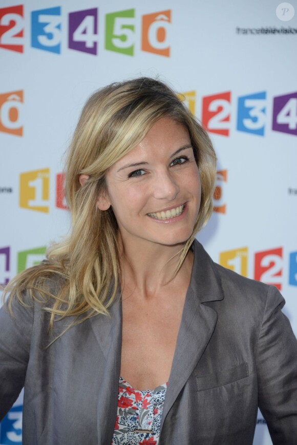 Louise Ekland à la conférence de presse de rentrée de France Télévisions à Paris le 28 août 2012.