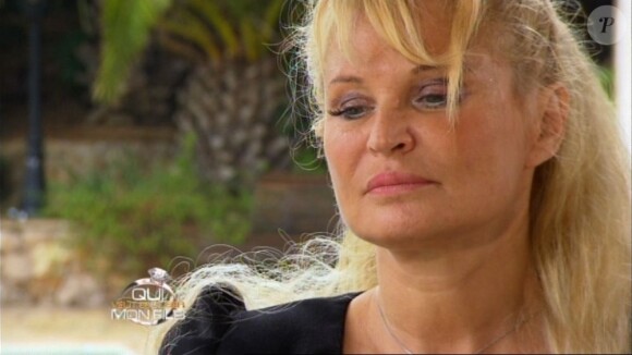 Rachel garde Siam et Aurélia dans Qui veut épouser mon fils ? saison 2 le vendredi 30 novembre 2012 sur TF1