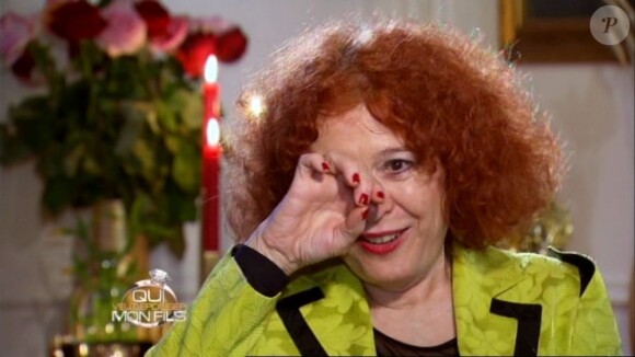 Pascale pleure dans Qui veut épouser mon fils ? saison 2 le vendredi 30 novembre 2012 sur TF1