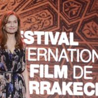 Isabelle Huppert ovationnée et étoilée devant un parterre de stars à Marrakech
