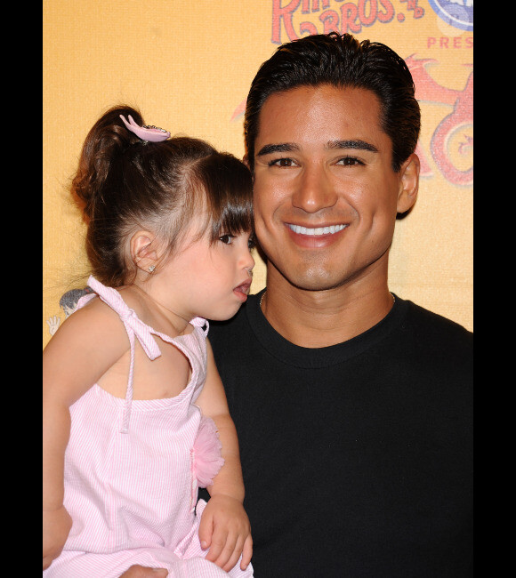 Mario Lopez et sa fille Gia en juillet 2012 à Los Angeles