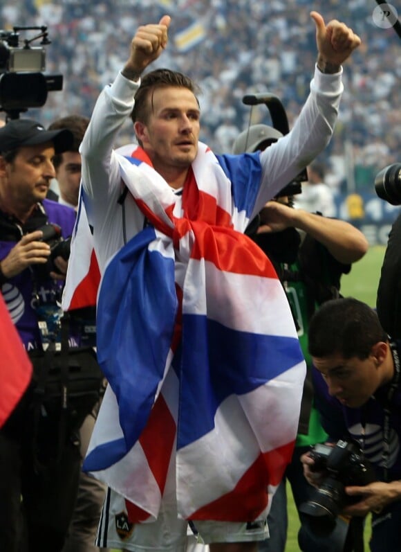 David Beckham, comblé, a pu célébrer avec ses fils Brooklyn, Cruz et Romeo son deuxième titre consécutif de champion de la MLS avec le Los Angeles Galaxy, grâce à la victoire sur le Dynamo Houston lors de la finale jouée le 1er décembre 2012 au Home Depot Center, et faire ses adieux en apothéose au club américain.